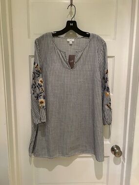 J. Jill Blue & White Pinstripe Tunic with Yellow Floral Sleeve Embroidery